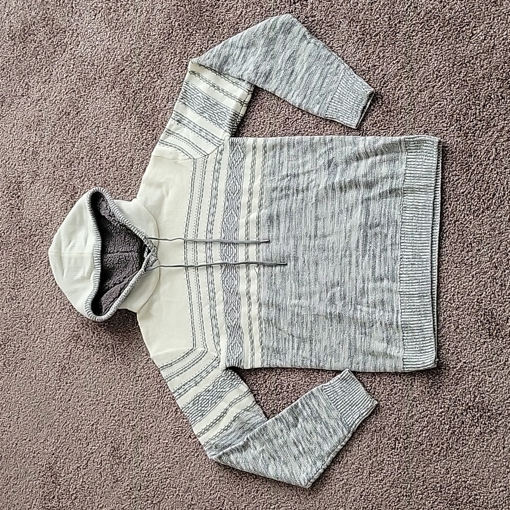Carbon Sweater/Hoodie